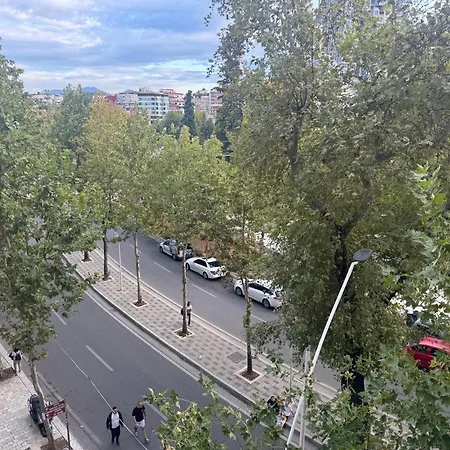 Apartment Parliament View Piano Bar Elysee